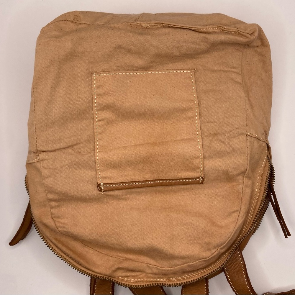 Costanza Rota Italian Woven Leather Backpack - Picture 15 of 16